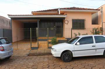 Casa para alugar Centro, Campos Gerais - R$ 1.700 - MTCA00445
