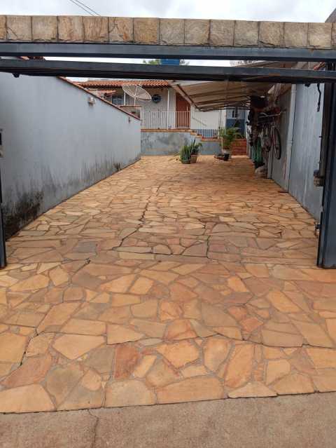 Conheça WhatsApp Image 2025-10-13 at 1 do imóvel - Casa à venda Sapolândia, Campos Gerais - R$ 350.000 - MTCA00446 - 2 WhatsApp Image 2025-10-13 at 1 - 2
