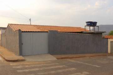 Casa para alugar Presépio, Campos Gerais - R$ 900 - MTCA00452