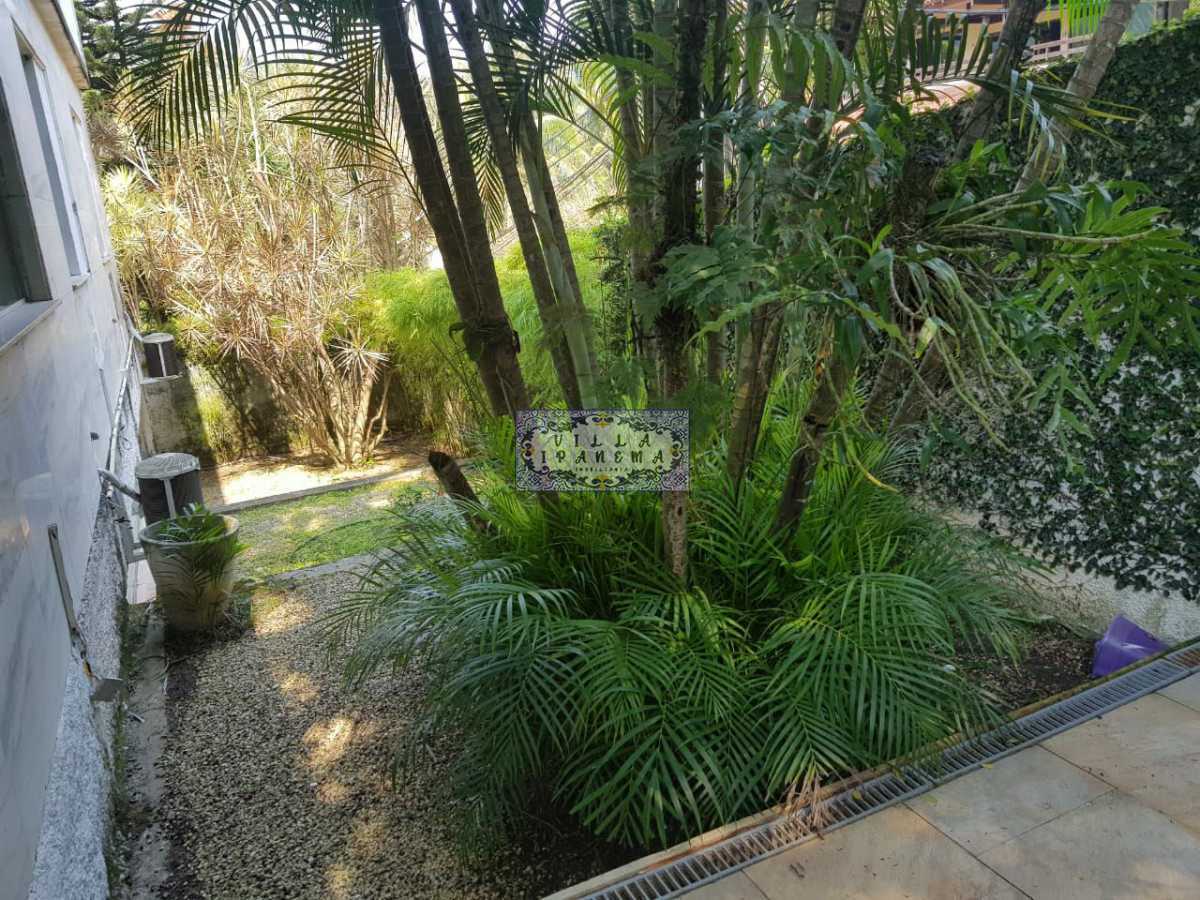 Conheça WhatsApp Image 2023-10-16 at 1 do imóvel - Casa em Condomínio à venda Rua Estrela Dalva, Itanhangá, Rio de Janeiro - R$ 1.770.000 - 0055ELIENE - 14 WhatsApp Image 2023-10-16 at 1 - 14