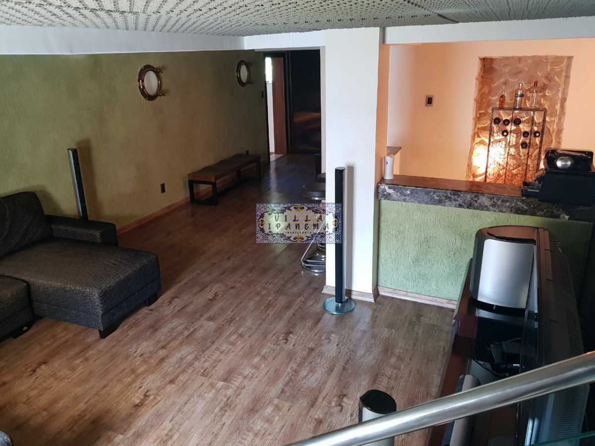 Conheça WhatsApp Image 2023-10-16 at 1 do imóvel - Casa em Condomínio à venda Rua Estrela Dalva, Itanhangá, Rio de Janeiro - R$ 1.770.000 - 0055ELIENE - 17 WhatsApp Image 2023-10-16 at 1 - 17