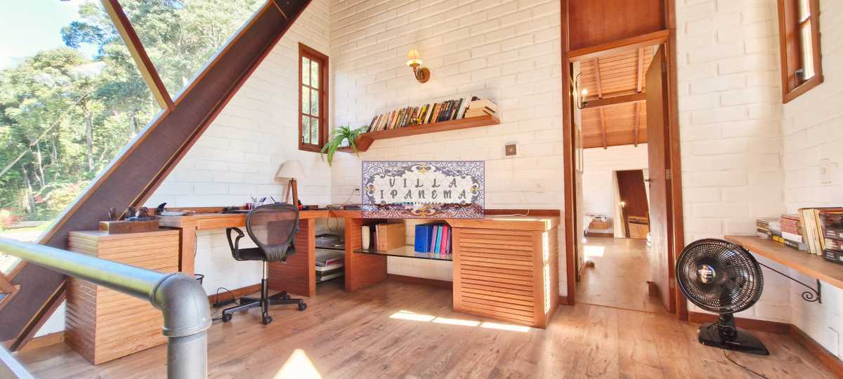 Conheça NA do imóvel - Casa em Condomínio à venda Rua Carvalho Júnior, s/n, Corrêas, Petrópolis - R$ 1.790.000 - MAY012 - 37 NA - 37