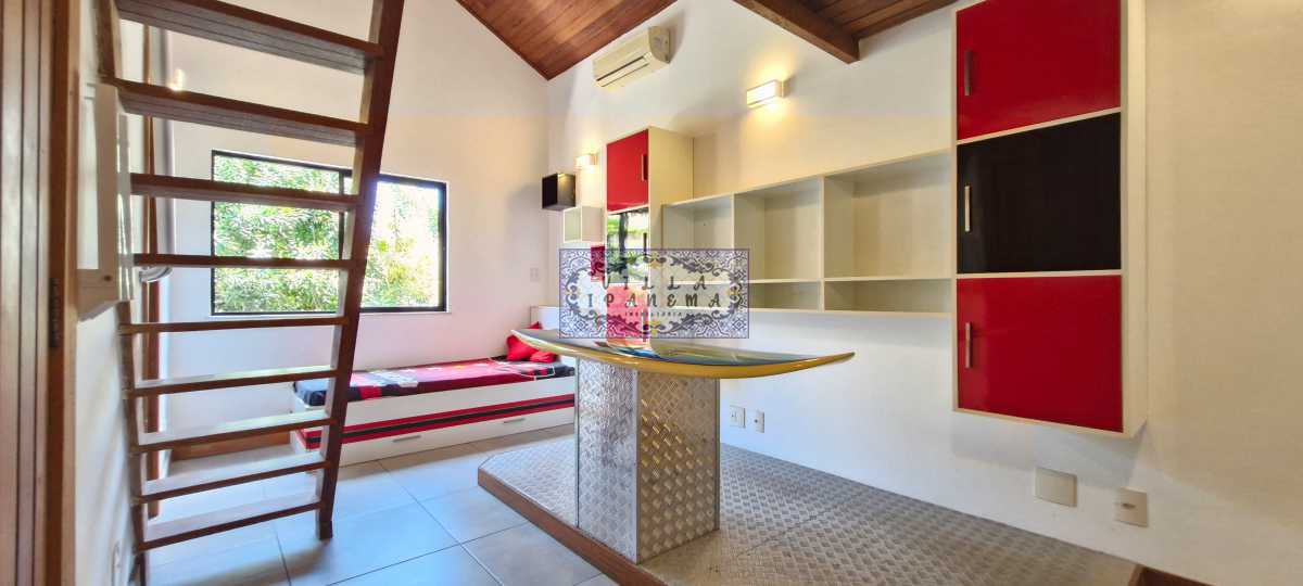 Conheça DY do imóvel - Casa em Condomínio à venda Rua Omar Bandeira Ramidan Sobrinho, Recreio dos Bandeirantes, Rio de Janeiro - R$ 2.250.000 - IPA230133 - 37 DY - 37