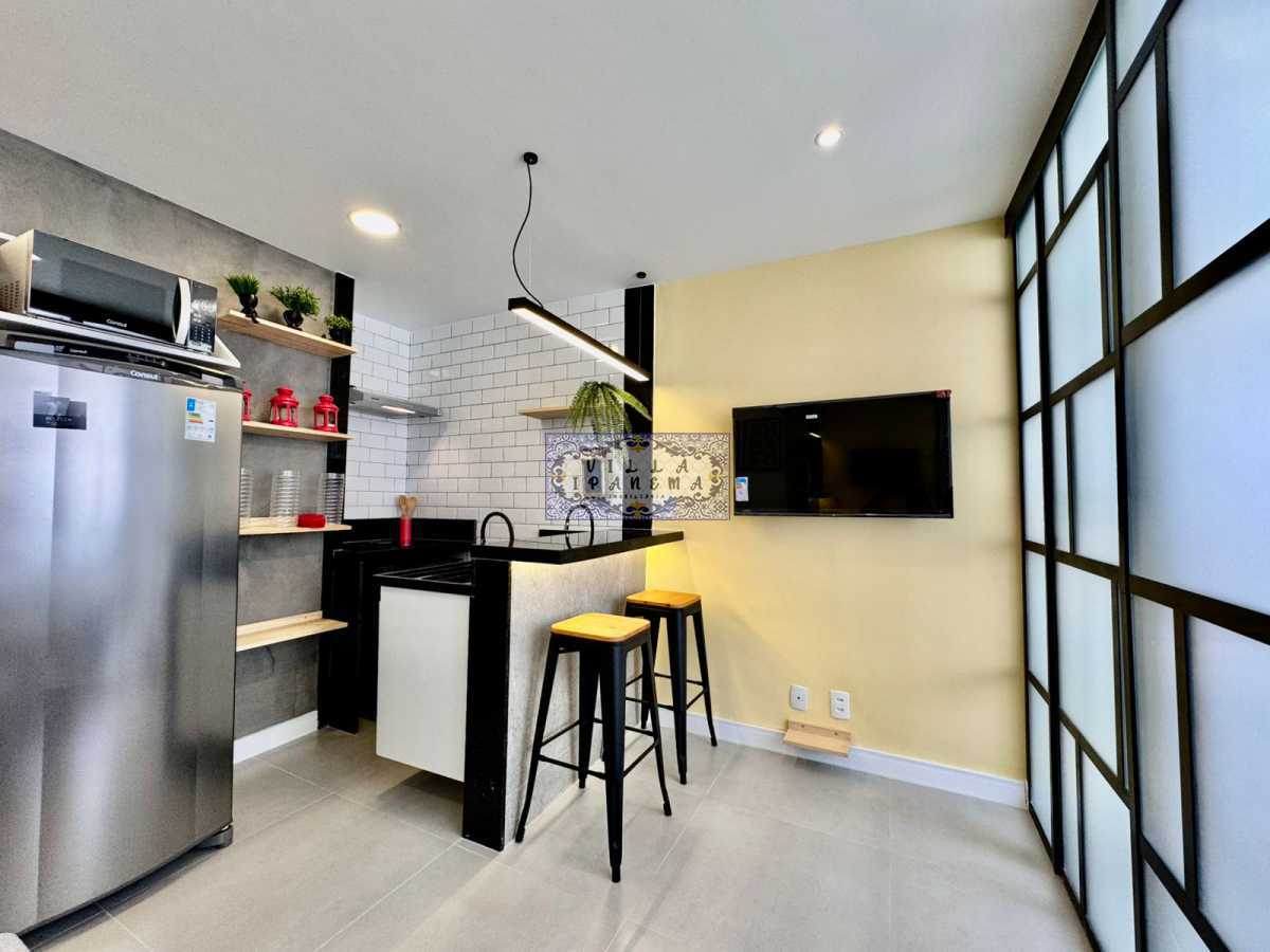 Conheça cc. do imóvel - Studio à venda Rua Evaristo da Veiga, Centro, Rio de Janeiro - R$ 325.000 - LI0068 - 15 cc. - 15