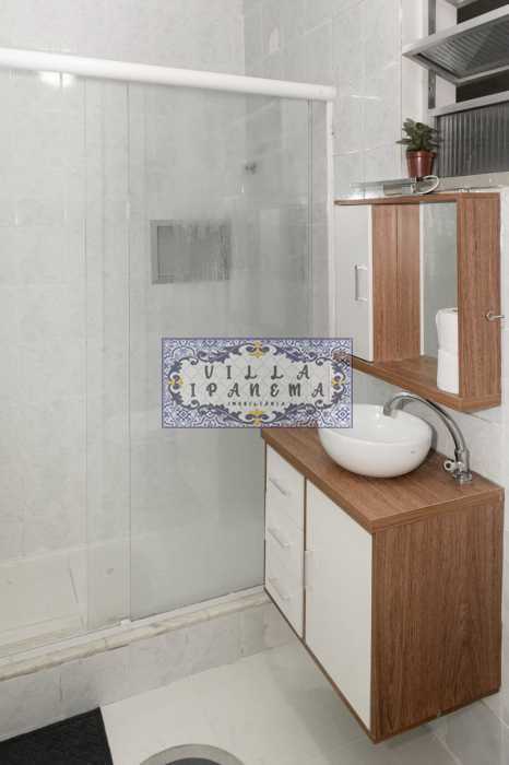 Conheça 15 Banheiro com armário do imóvel - Apartamento à venda Avenida Nossa Senhora de Copacabana, Copacabana, Rio de Janeiro - R$ 840.000 - ROL161 - 15 15 Banheiro com armário - 15