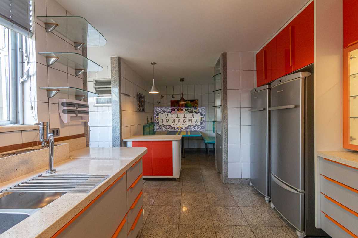 Conheça DB do imóvel - Cobertura à venda Avenida Atlântica, Copacabana, Rio de Janeiro - R$ 13.500.000 - IPA23106 - 17 DB - 17