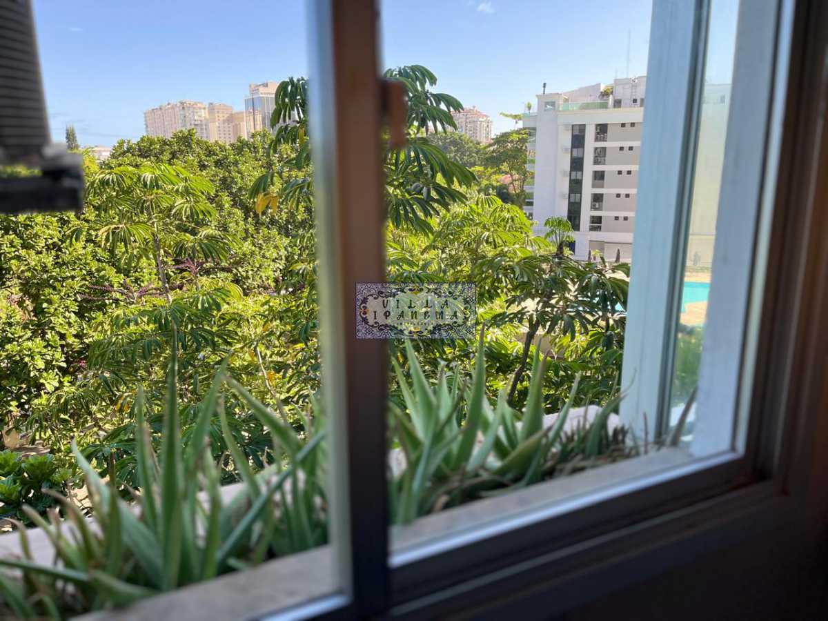 Conheça área janela. do imóvel - Apartamento à venda Avenida das Américas, Barra da Tijuca, Rio de Janeiro - R$ 825.000 - ML12 - 1 área janela. - 1