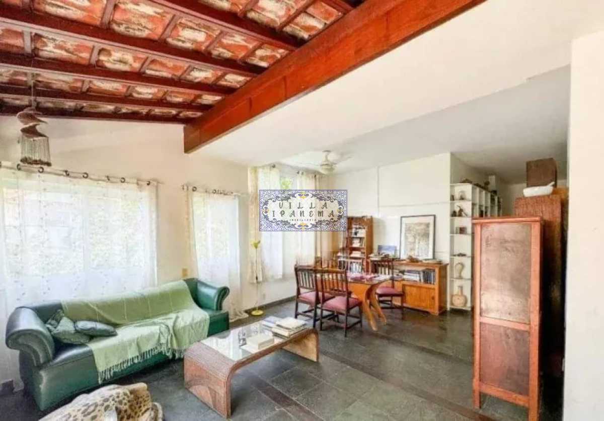 c61296bb-cd99-42ca-801e-f09eea - 12