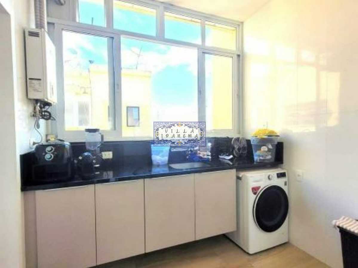 2c4795ae-2faf-45fd-8685-cfee9f - 30