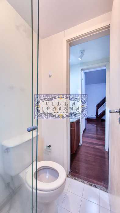 F 7 - 34