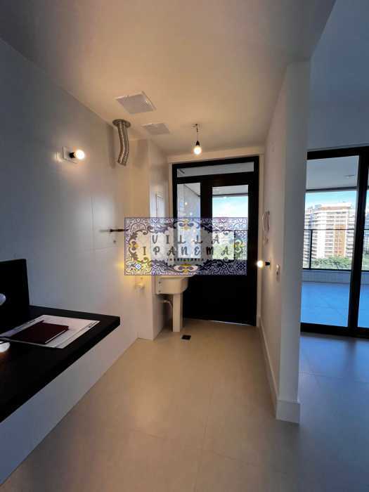 3dae3601-b670-44fa-b18e-fd4142 - 16