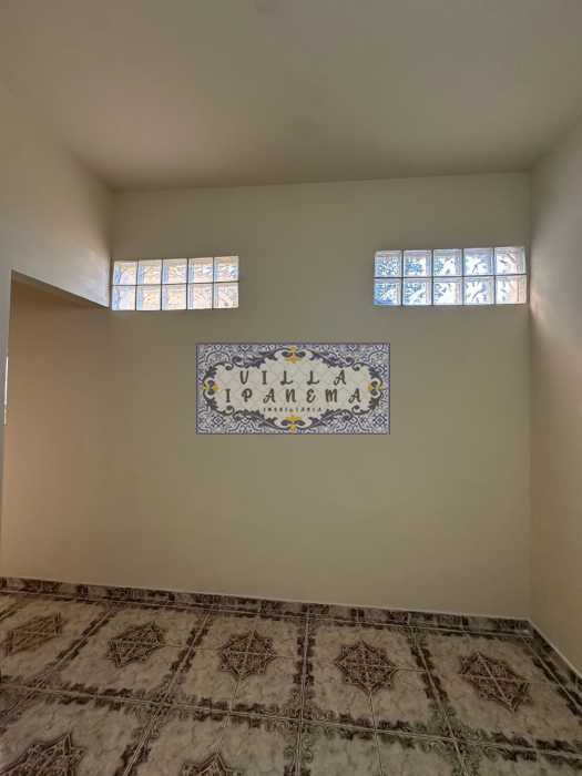 83e165dd-4ff1-40f8-b347-3f2efc - 13