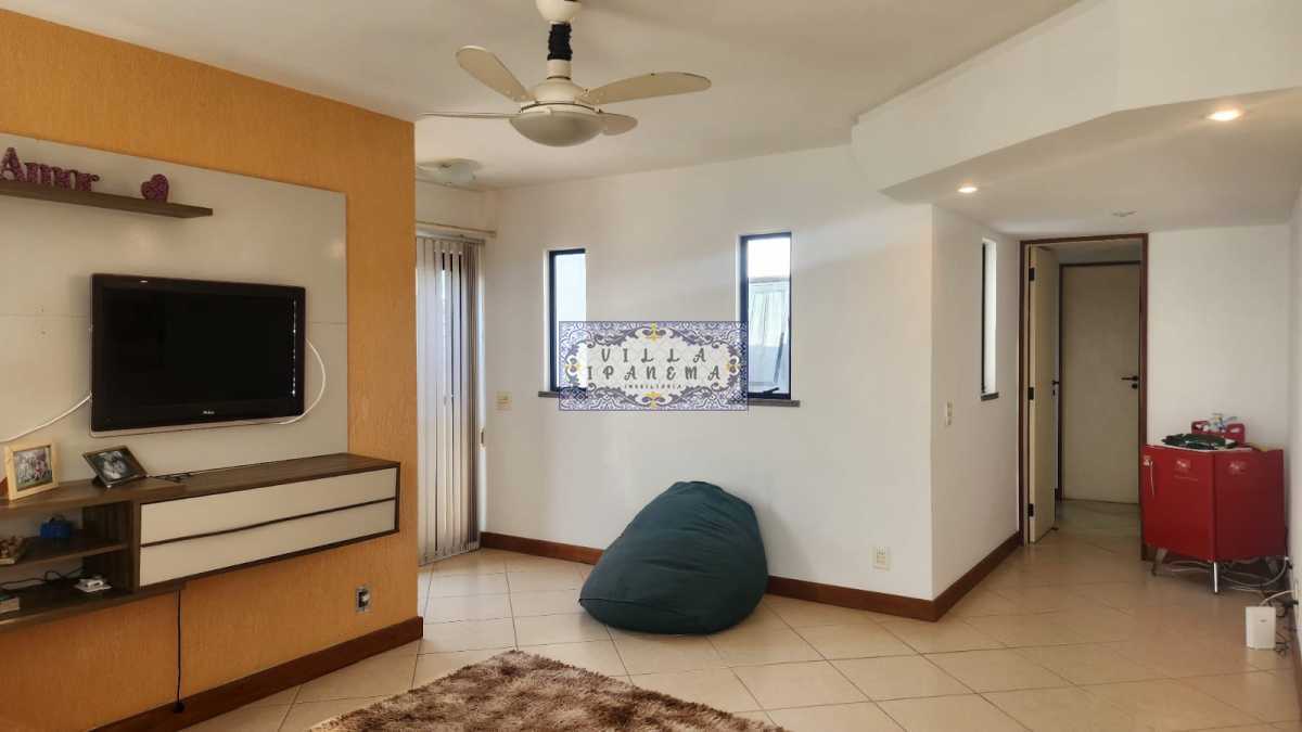 e8f62e56-f010-444a-8531-e35f8e - 18