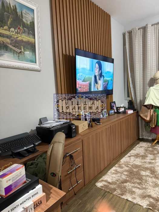 A284C6BA-C1EA-49A8-883B-5CF76C - 12