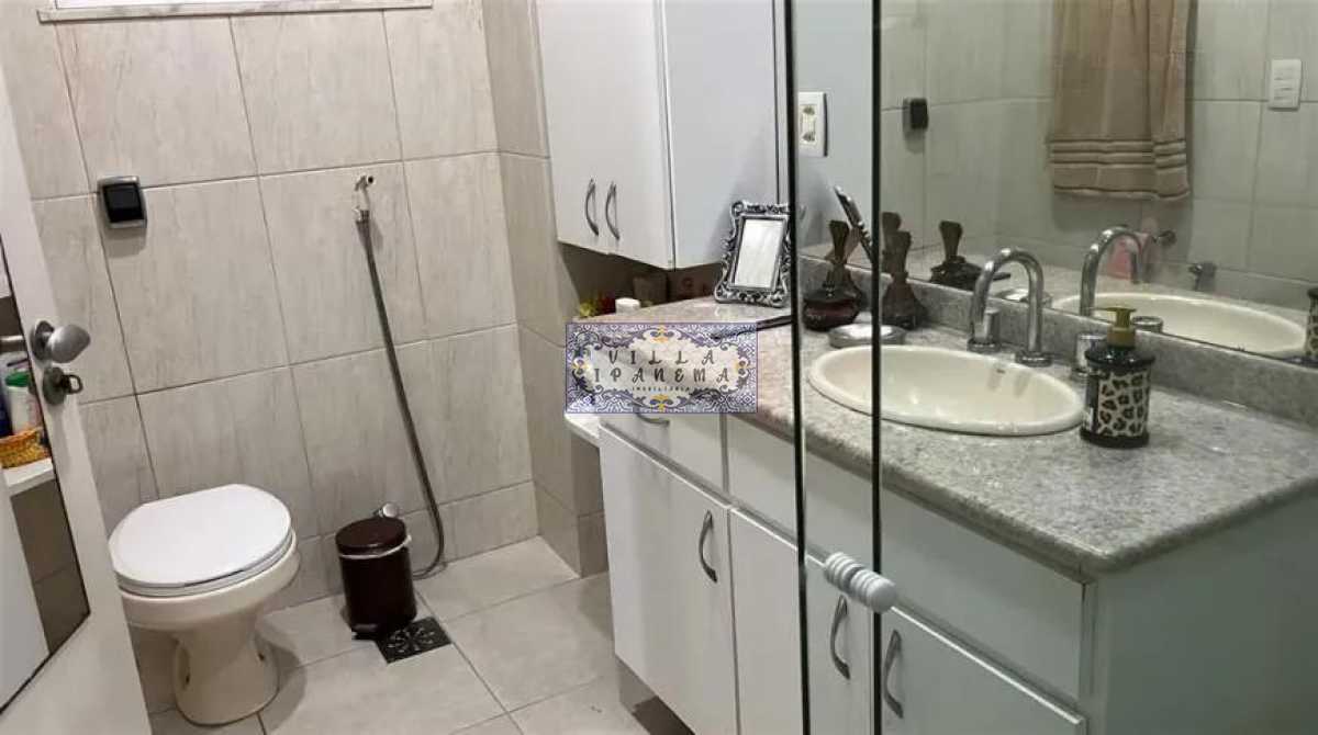 7f515514-5c5b-4ed0-bf73-883870 - 32