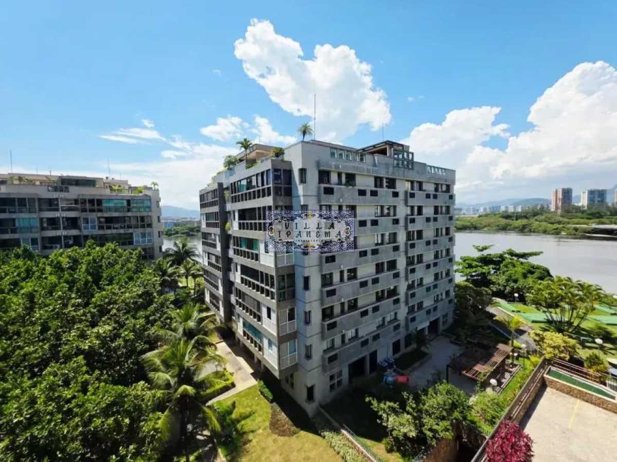 6835cf2c-e8d1-4dd8-8e06-1db7ba - 2