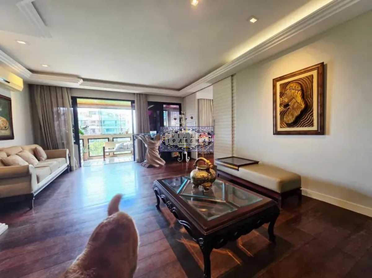 3c45865d-9d8f-489a-bcad-ac1513 - 9