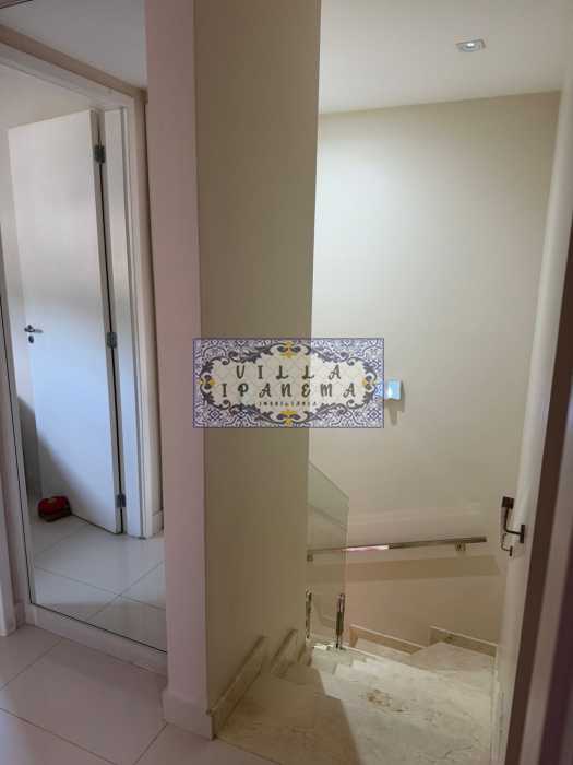 16274342-B265-4A6A-A231-393402 - 24