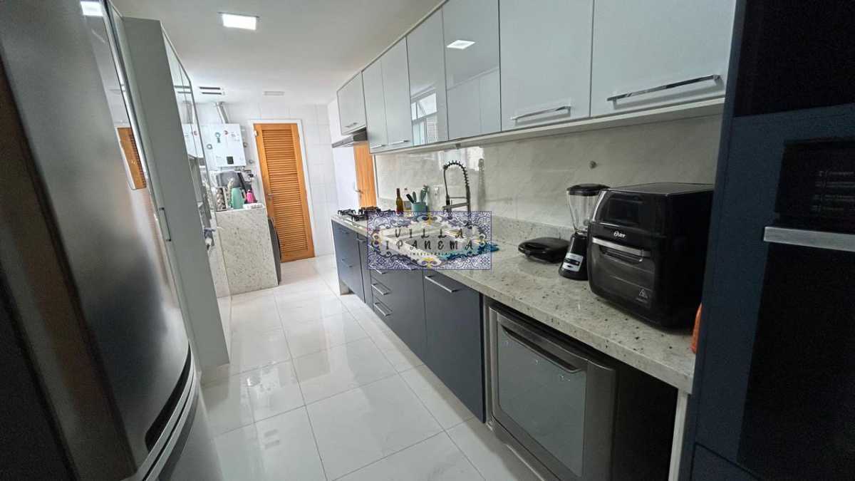 d78211a3-7baf-4d37-9bdd-df32b9 - 24