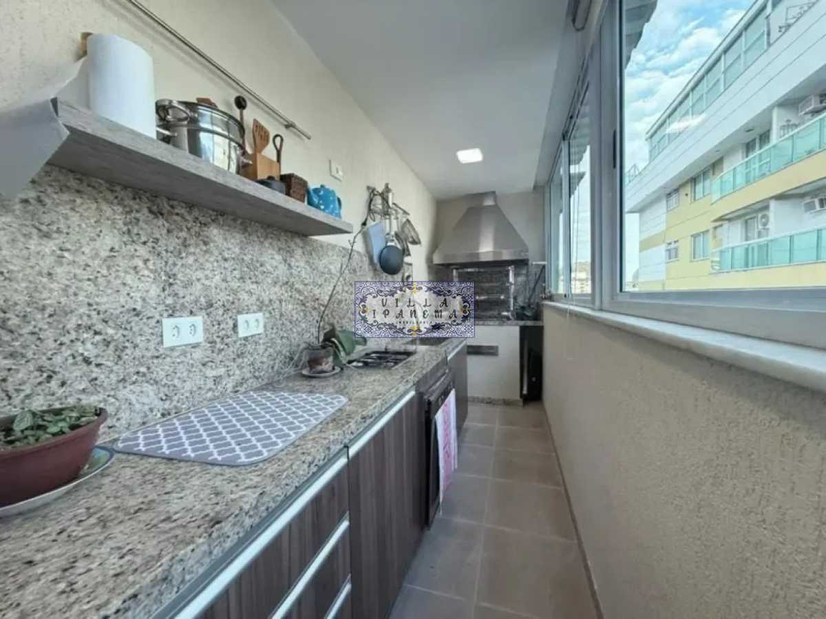 c3b0afc1-cd7e-4e82-bb24-d915d6 - 4