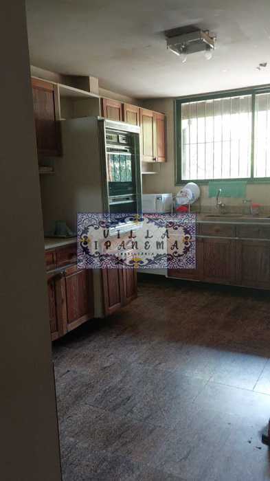 31cecd48-41e0-4ef8-bf22-985233 - 7