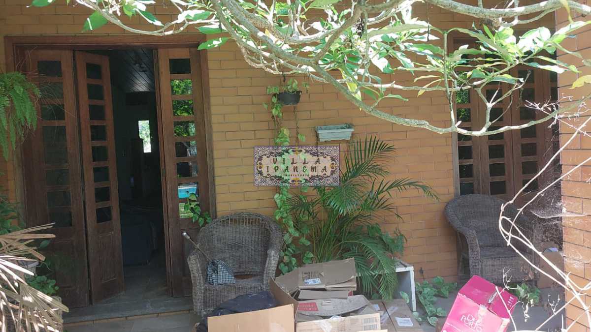 21718df5-56af-4349-9ef1-66b102 - 13