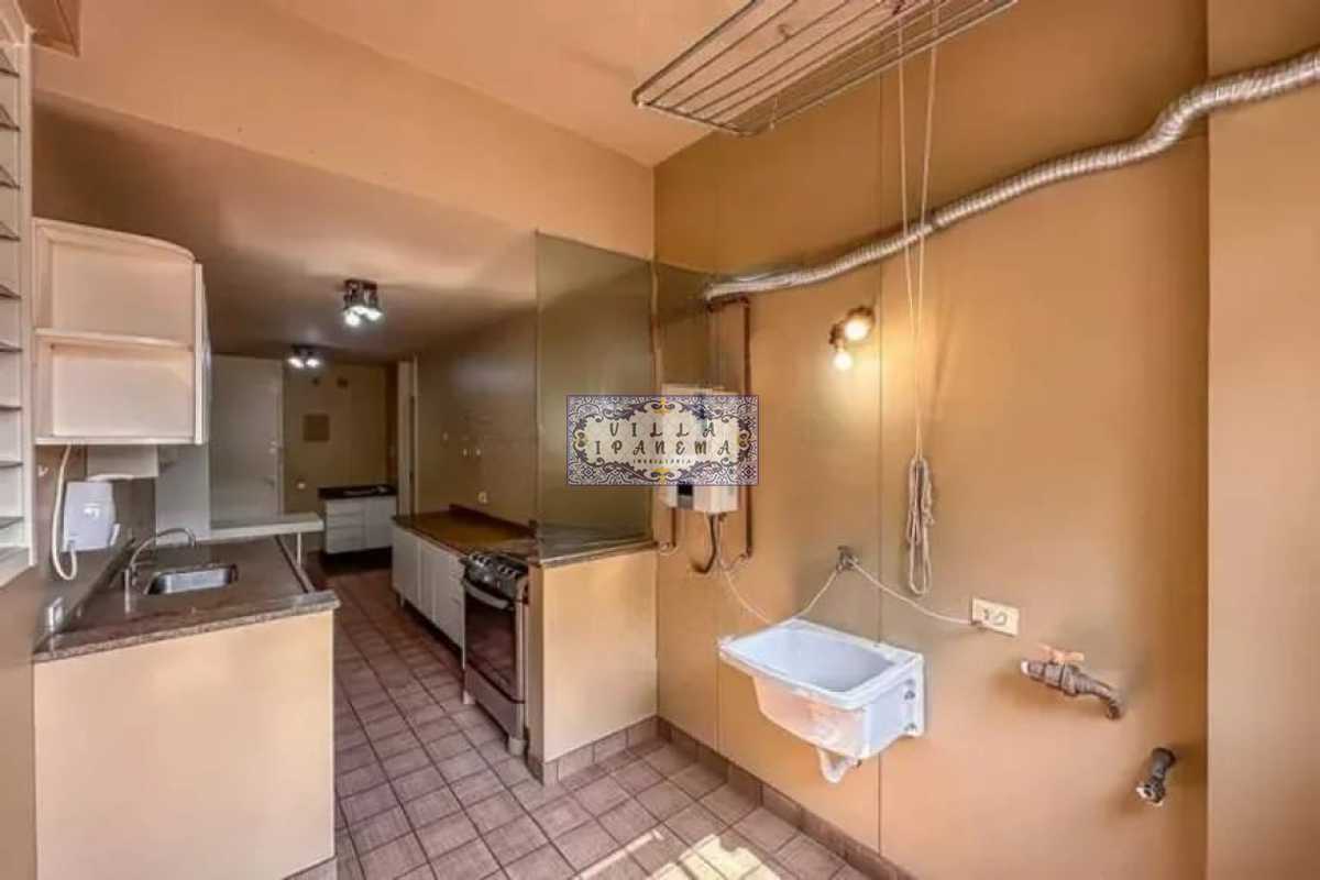 13b0f301-21a2-446b-afaa-341d68 - 18