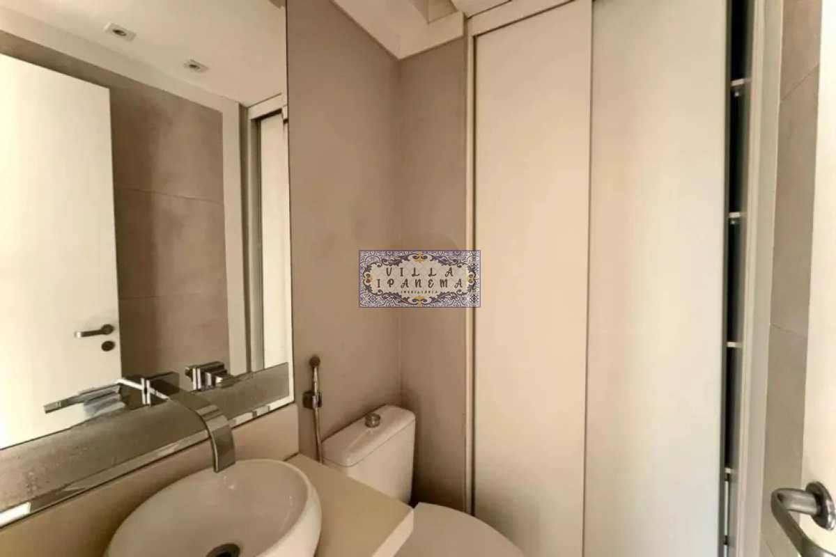 c841b7bd-57fd-4dba-a863-1d0a56 - 25