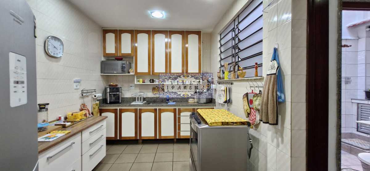 Conheça E do imóvel - Casa de Vila à venda Rua Pinto de Figueiredo, Tijuca, Rio de Janeiro - R$ 1.580.000 - CPT2013 - 11 E - 11