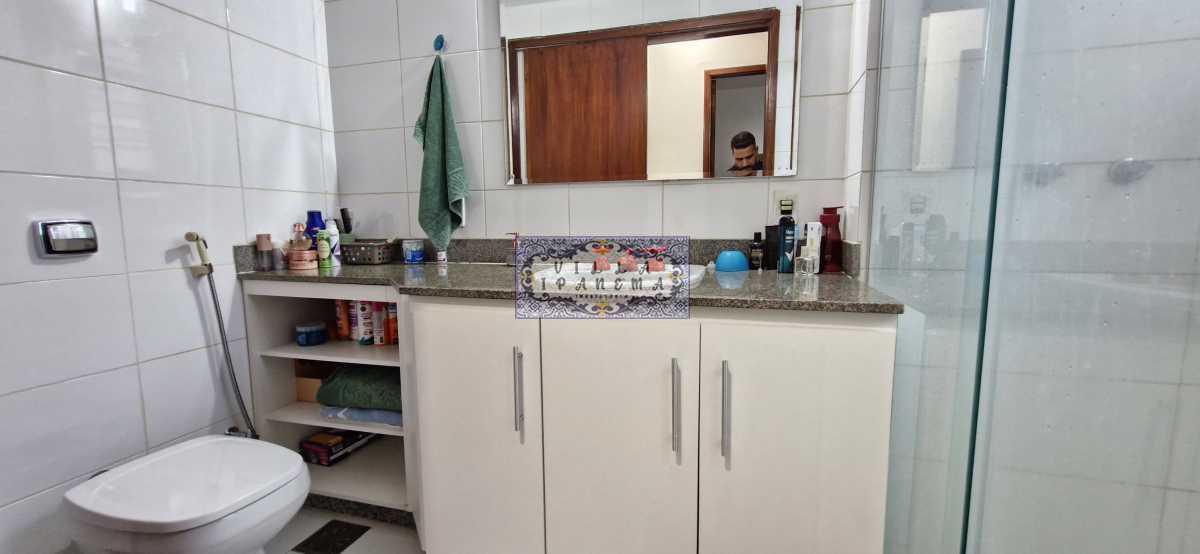 Conheça PC do imóvel - Casa de Vila à venda Rua Pinto de Figueiredo, Tijuca, Rio de Janeiro - R$ 1.580.000 - CPT2013 - 36 PC - 36