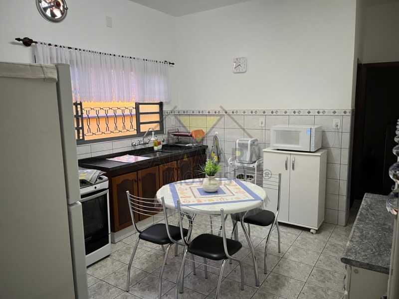 Conheça a37965df-198a-4db2-b895-d92184 do imóvel - Casa Residenical e Comercial Assobradada Semi Mobiliada para Venda no Centro, Mogi das Cruzes - SP. - MTCA20215 - 11 a37965df-198a-4db2-b895-d92184 - 11
