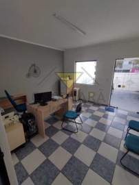 Ponto Comercial com Sobrado nos fundos próximo ao Clube de Campo para Venda e Locação no Centro, Mogi das Cruzes - SP. - MTPC10001