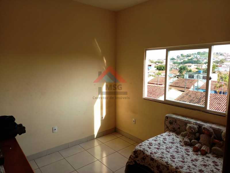 Conheça 13 do imóvel - Casa triplex com 4 quartos sendo 1 suíte a venda em Campo Grande, próximo ao West Shopping. - CGCA40002 - 14 13 - 14