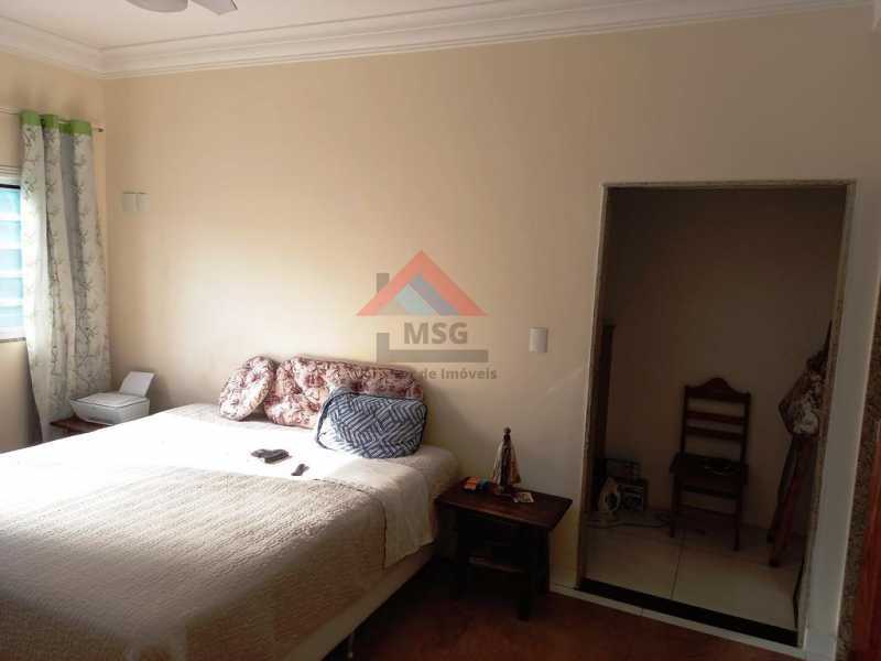 Conheça 19 do imóvel - Casa triplex com 4 quartos sendo 1 suíte a venda em Campo Grande, próximo ao West Shopping. - CGCA40002 - 20 19 - 20