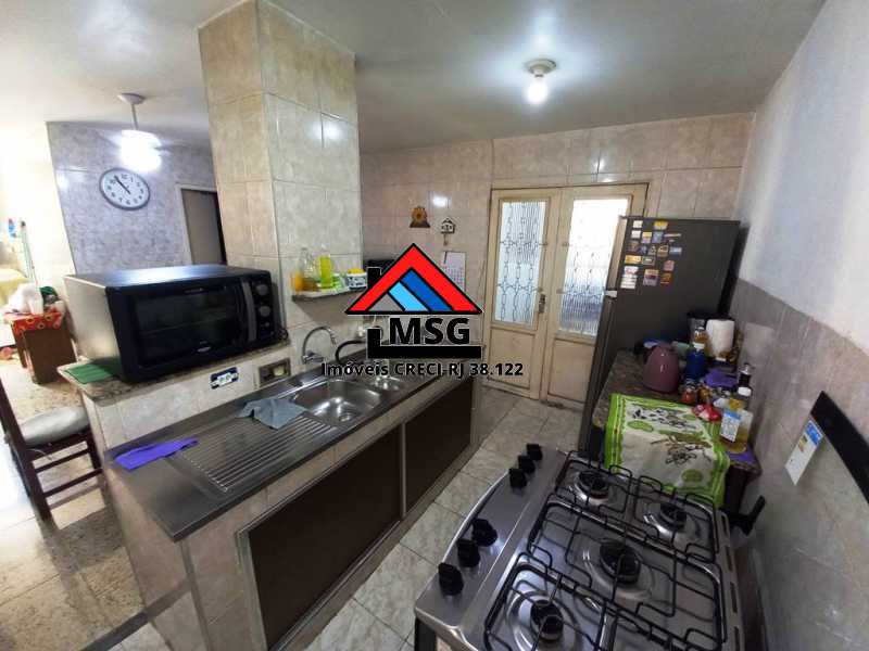 Conheça 21 do imóvel - Casa 4 quartos com quintal, local tranquilo com comércio - CGCA40014 - 21 21 - 21