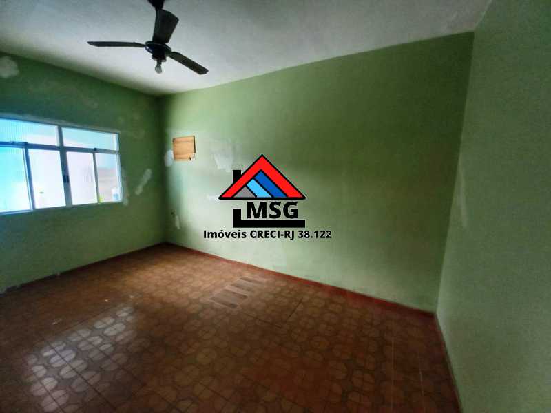 Conheça 3 - 1ºquarto do imóvel - Excelente oportunidade para moradia e ou investimento, São 3 casas no mesmo terreno com entrada totalmente independente. - CGCA30050 - 3 3 - 1ºquarto - 3