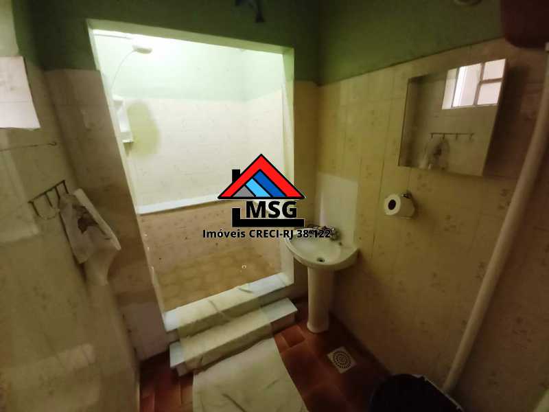 Conheça 10 - 2º banheiro do imóvel - Excelente oportunidade para moradia e ou investimento, São 3 casas no mesmo terreno com entrada totalmente independente. - CGCA30050 - 10 10 - 2º banheiro - 10