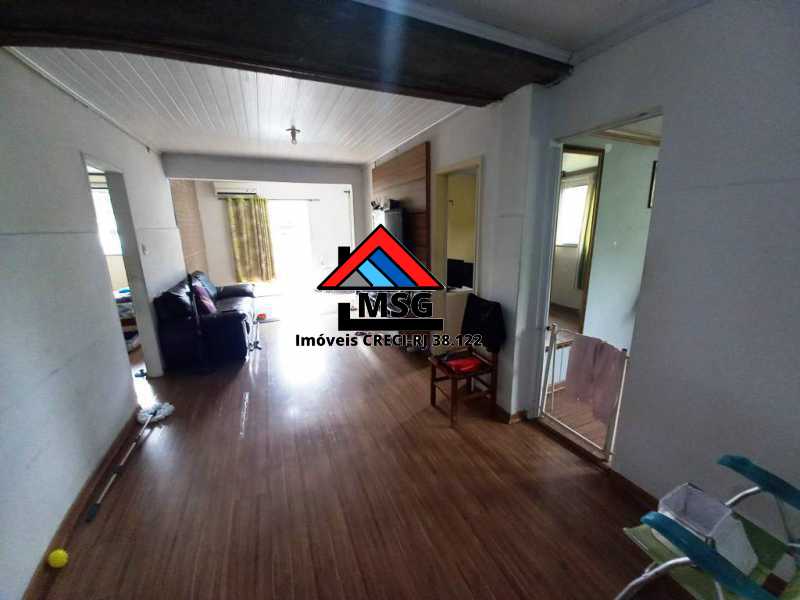Conheça 16 - sala do imóvel - Excelente oportunidade para moradia e ou investimento, São 3 casas no mesmo terreno com entrada totalmente independente. - CGCA30050 - 16 16 - sala - 16