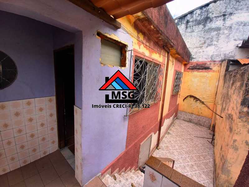 Conheça 26 quintal do imóvel - Excelente oportunidade para moradia e ou investimento, São 3 casas no mesmo terreno com entrada totalmente independente. - CGCA30050 - 26 26 quintal - 26