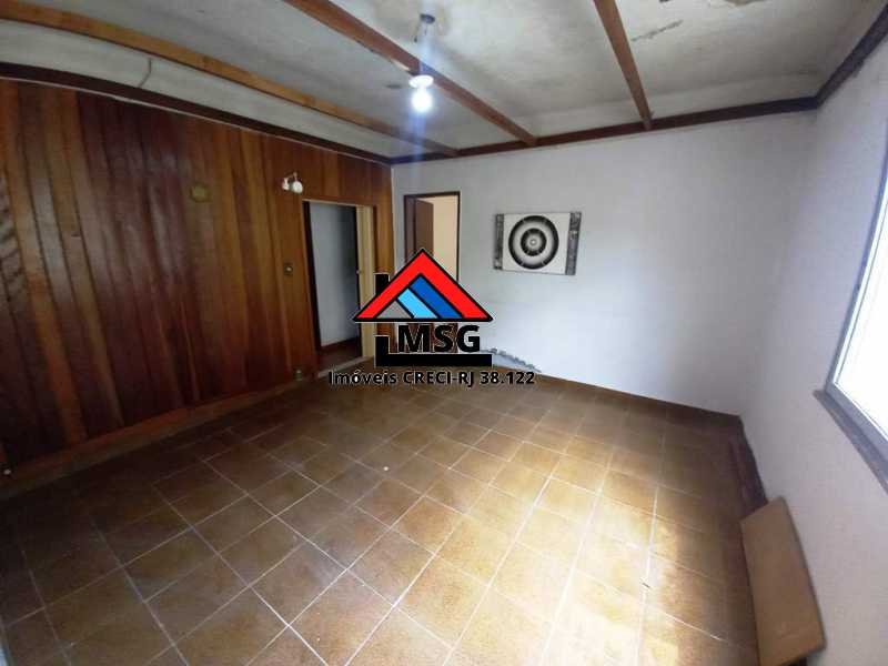 Conheça 27 sala do imóvel - Excelente oportunidade para moradia e ou investimento, São 3 casas no mesmo terreno com entrada totalmente independente. - CGCA30050 - 27 27 sala - 27