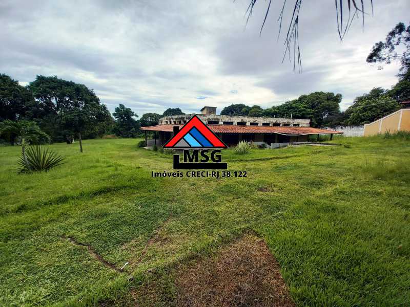 Conheça 3 do imóvel - Excelente localização com fácil acesso as principais Vias de deslocamento, transportes e comércio. Próximo a Estação do BRT Venda de Varanda. - CGSI30002 - 3 3 - 3