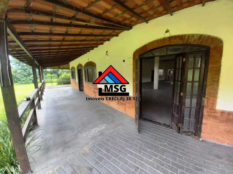 Conheça 23 do imóvel - Excelente localização com fácil acesso as principais Vias de deslocamento, transportes e comércio. Próximo a Estação do BRT Venda de Varanda. - CGSI30002 - 23 23 - 23