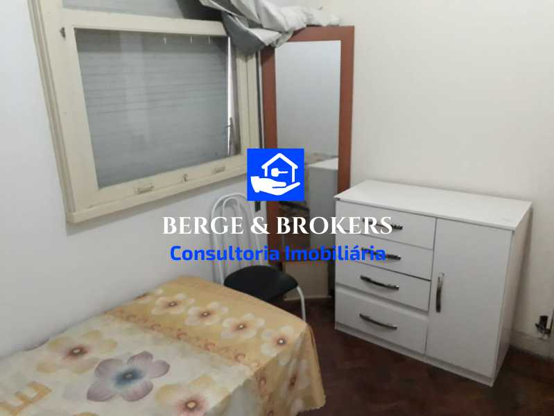 Quarto empregada - 22