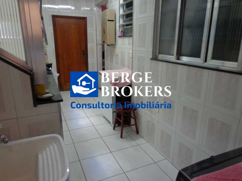 Área de Serviço 02 - 24