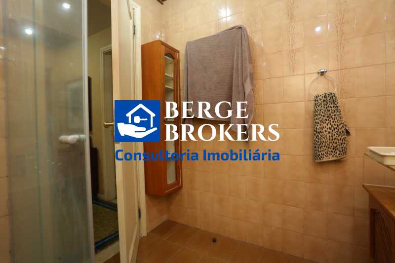 BANHEIRO SOCIAL - 19