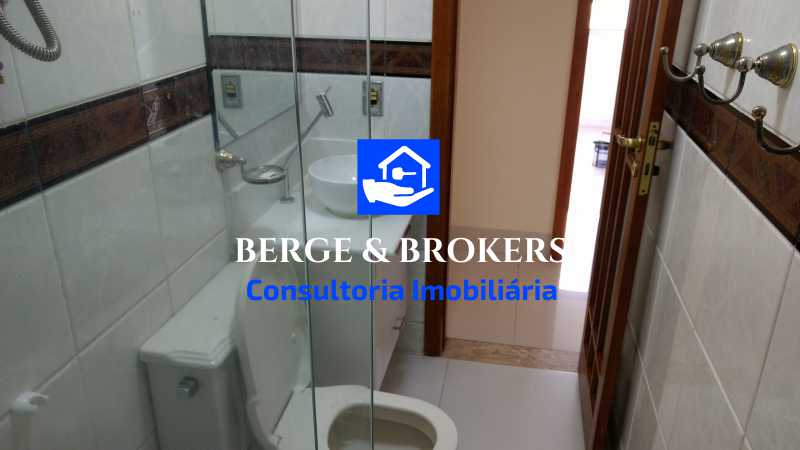 Banheiro social - 11