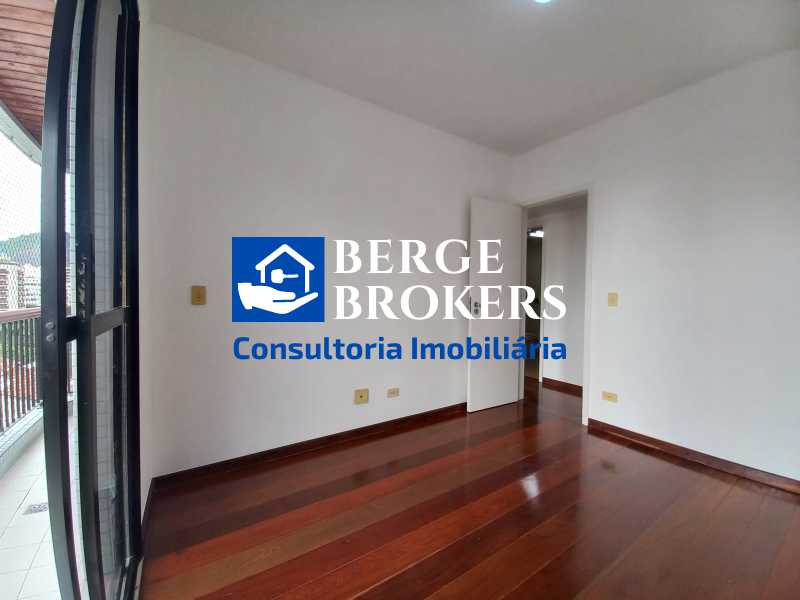 Quarto 2 02 - 11