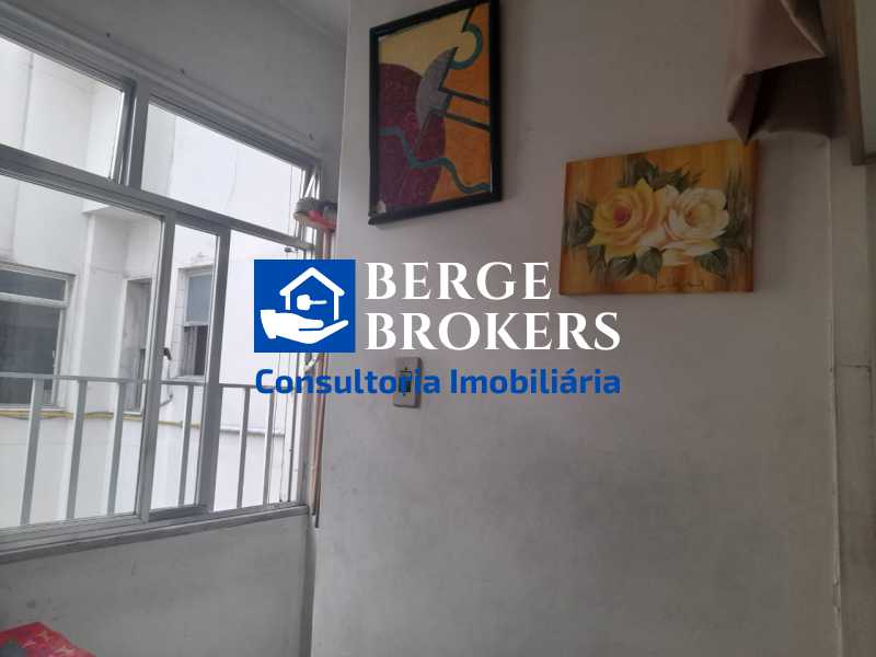 Conheça 41 do imóvel - Cobertura à venda Rua Raimundo Correia, Copacabana, Rio de Janeiro - R$ 1.700.000 - RJCO60004 - 45 41 - 45