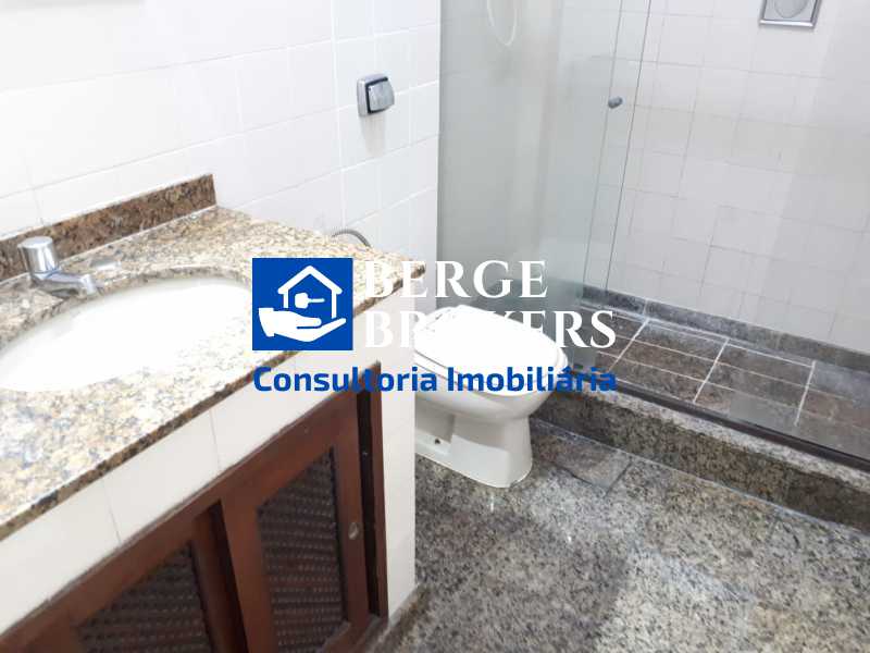 13-Banheiro Social. - 13