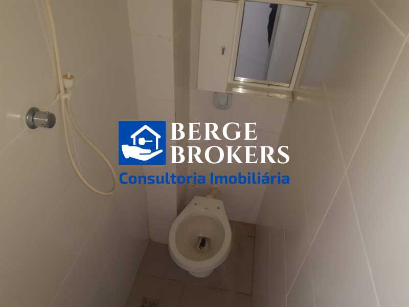 banheiro serviço - 23